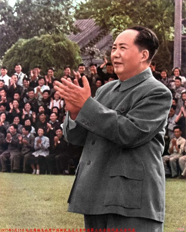 谁首先提出消灭剥削阶级之后的社会主义社会内部还存在阶级斗争？已经建成的社会主义社会内部究竟有没有阶级斗争？
