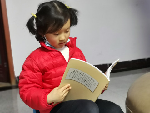 肖志夫：建议将《少年毛泽东》连环画编入中小学教科书