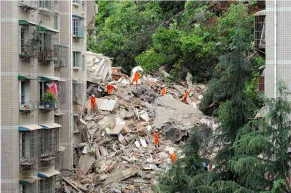 张宏良:道德崩溃是房倒桥塌的根本原因