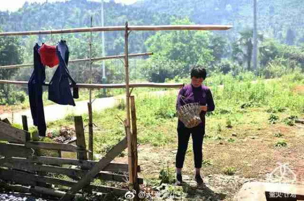 胡国庆：丈夫煤窑打工患尘肺病，她走两次被骗钱骗感情后绝望归家