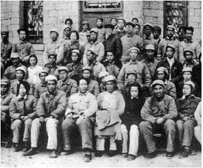 八十年前,毛主席为文艺指明了方向!