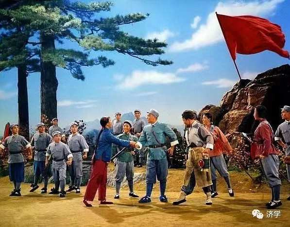 8个部板戏一半是抗日题材，给汉奸文化致命打击（视频图）