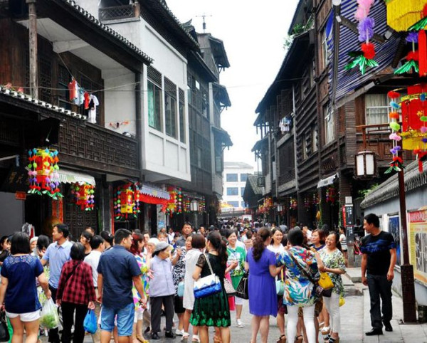 戏楼神庙古老文化物象 人文情感记忆符号载体