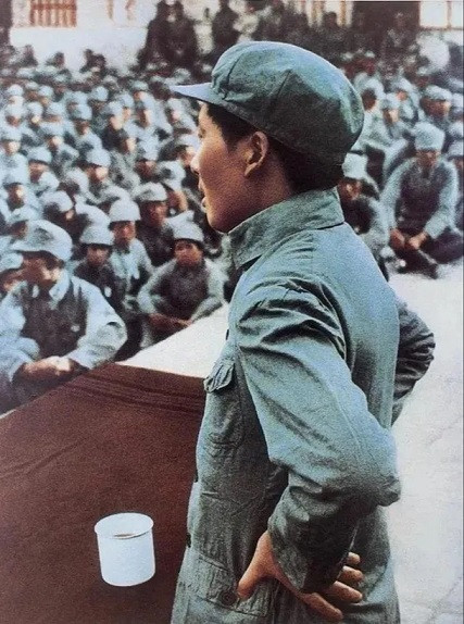 毛主席的学生仔们,一起来读老人家的《论持久战》吧!