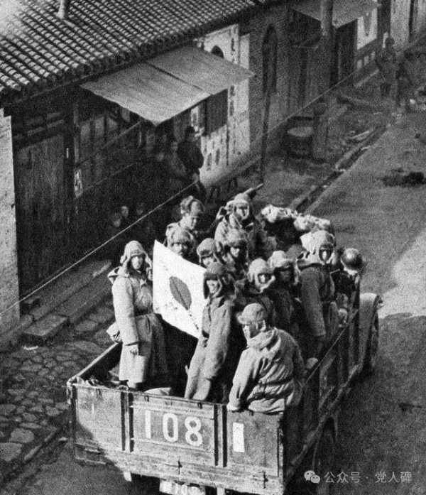 不能投降，因为老百姓都看着我们