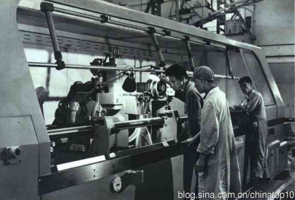 毛泽东时代的工业革命——中国复兴的基石