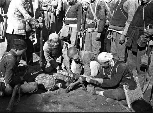 杨丽娟：堪比斯诺的《西行漫记》，1944年这些外国记者在延安看到了什么？