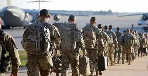 战争前兆!美军驻伊拉克三大军事基地全部紧急撤离,特朗普释放重磅信号!