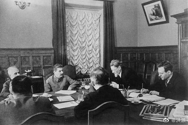 朝鲜劳动党中央委员会会议室：历史与传承