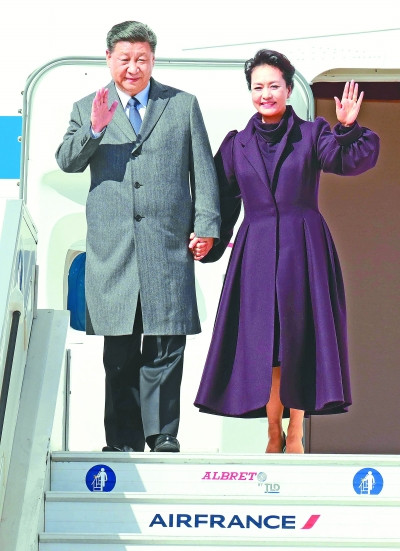 习近平同法国总统马克龙会谈