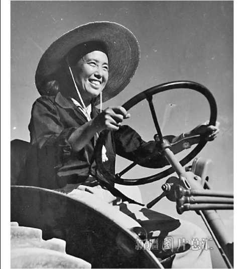 70年前的今天，新疆和平解放！