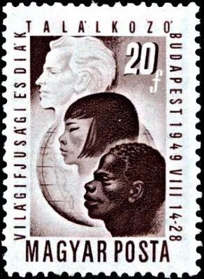 1949—1972年:中国红色文艺海外行片断