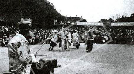 戏楼神庙古老文化物象 人文情感记忆符号载体