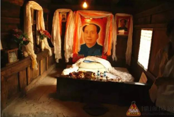 藏族人民心中的毛主席！