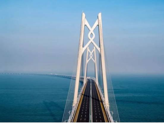 港珠澳大桥正式开通！专访总工程师林鸣：核心技术只能靠自己