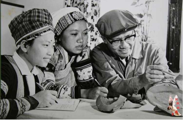 那个年代的宣传画集锦——赤脚医生