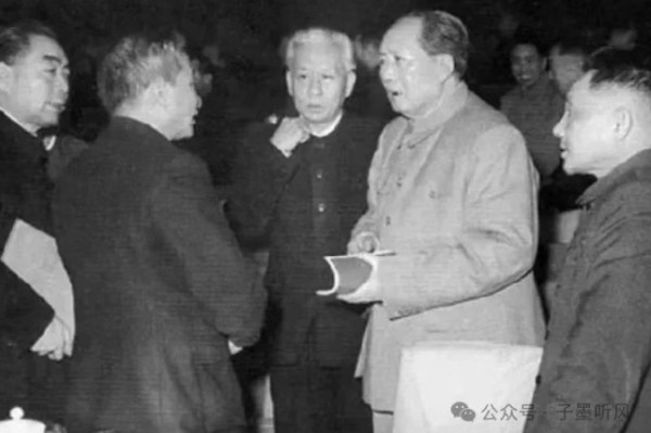 毛主席没有私仇，只有阶级仇、人民仇！