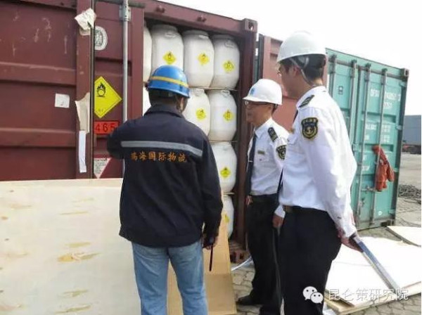 起底天津爆炸私企：涉嫌无危险品经营资质和环评监管漏洞