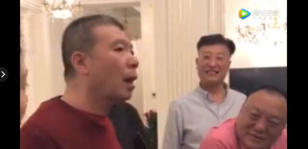 职场“破冰”文化：地主阶级复辟×资产阶级入侵