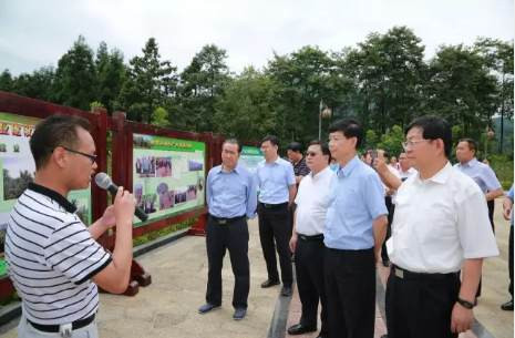 云南昭通市党政代表团到毕节考察