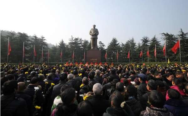 王宝强纪念毛爷爷 公知疯狂人身攻击 网友疯狂点赞