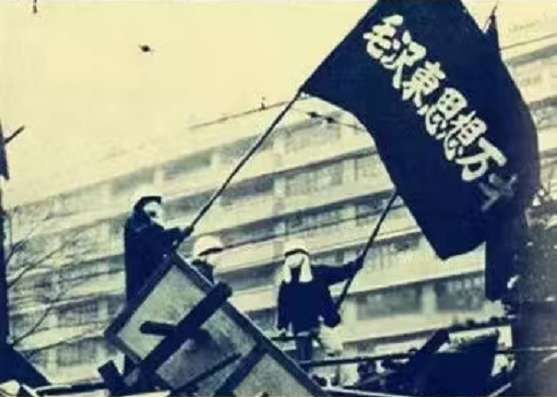 「闭关锁国」之论，失语的革命主体