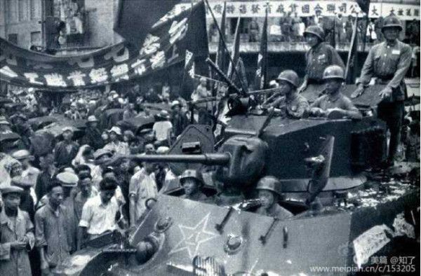 1949年5月27日上海解放了！