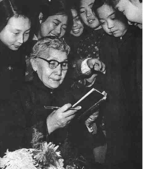 激情岁月！共和国留下父辈们创业的足印（4）