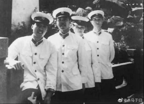 毛泽东时代，我国是世界上犯人最少，警察最少，监狱最少的国家！ ​​​​