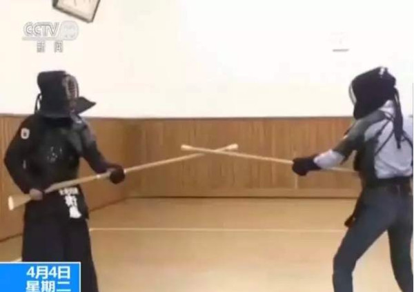 日本中学生要练“拼刺刀”！危险的军国主义要“复活”