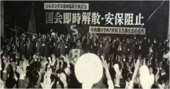 张承志 :赤军的女儿