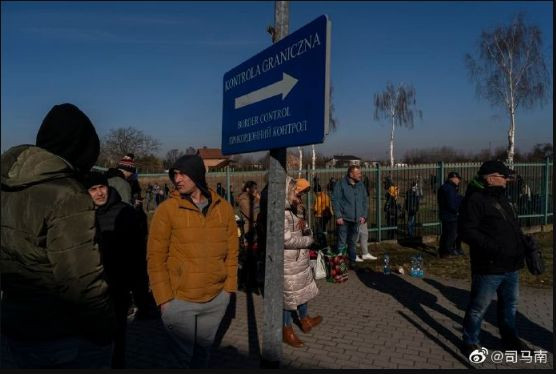 司马南：乌克兰政府生生把一个富裕安逸的国家弄成了人贩子淫棍的天堂