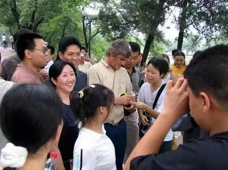 李克勤：国足神奇教练米卢为何下功夫读《毛泽东选集》?他在毛主席家乡干啥?