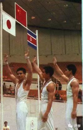 1974年亚运会我女运动员的连衣裙是江青设计的？