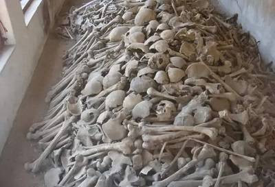 向前看，可是被虐杀的十万辽源人向哪里看呢