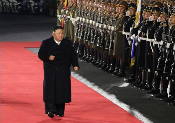 庆祝朝鲜人民军建军75周年阅兵式