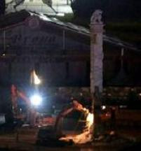 深夜，大连星海广场华表被悄然拆除