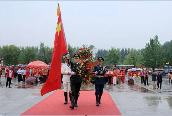 河北：刘现庄村举行纪念毛主席逝世47周年拜谒活动