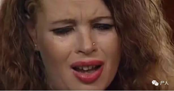 19岁女孩被卖当性奴，被要求每晚必须接待18个客人