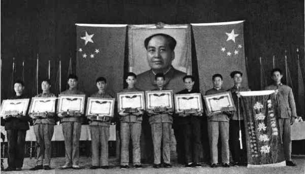 激情岁月！共和国留下父辈们创业的足印（14）