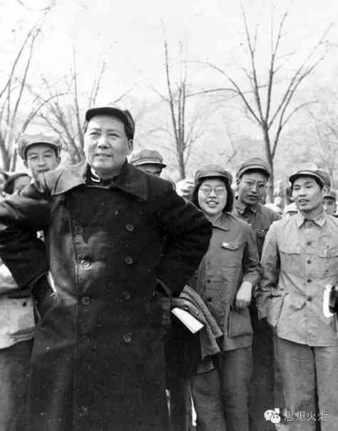 毛主席对战争与和平的思考与应对