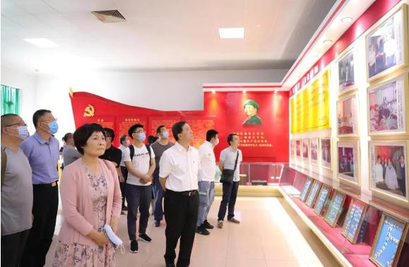 十多家省级以上媒体聚焦南街村