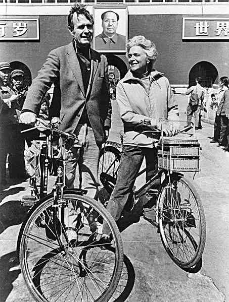 毛泽东哪些方面超越了五大宗教？