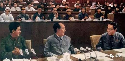 周总理在党代会上批判苏修是不是一针见血?