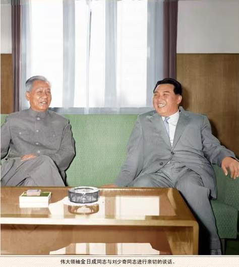 朝中友谊永垂不朽（二）