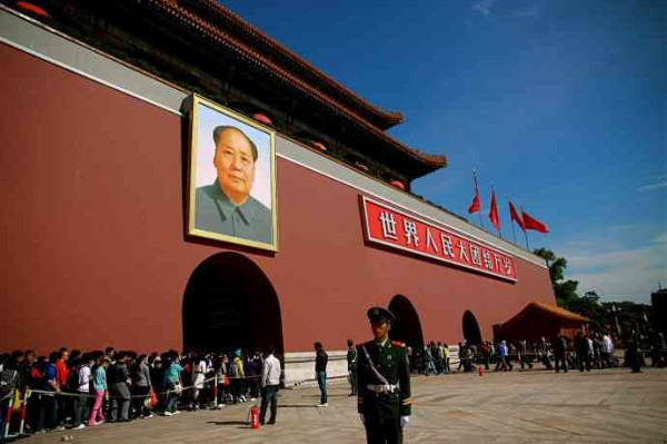 庆五一，新中国工程掠影