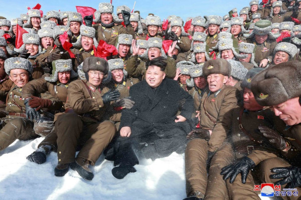 朝中社综述：将共和国的尊严和国力提升到最高境界的卓绝的爱国者