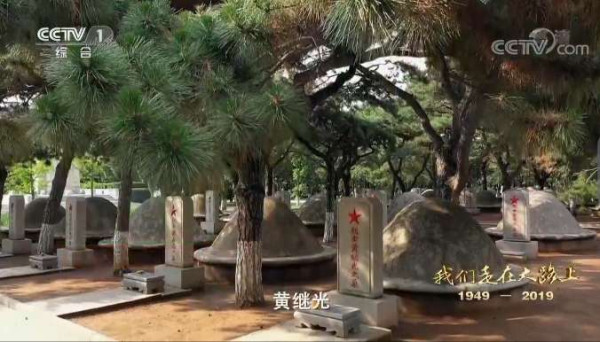 一位父亲珍藏了26年的一个箱子
