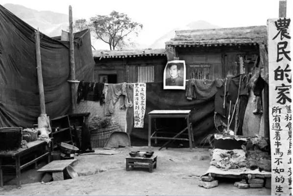 杰克·贝尔登笔下的中国乡贤与地主