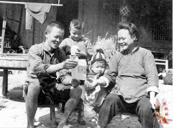 中华民族的子孙应当知道的关于毛主席的十四个谬论